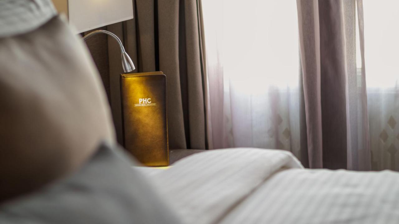 Hutton Suite Hotel Managed By The Ascott Limited George Town Buitenkant foto